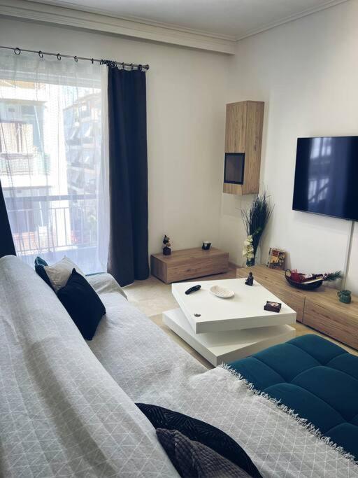 Minimal 3Br Apartment In Athens Exterior photo
